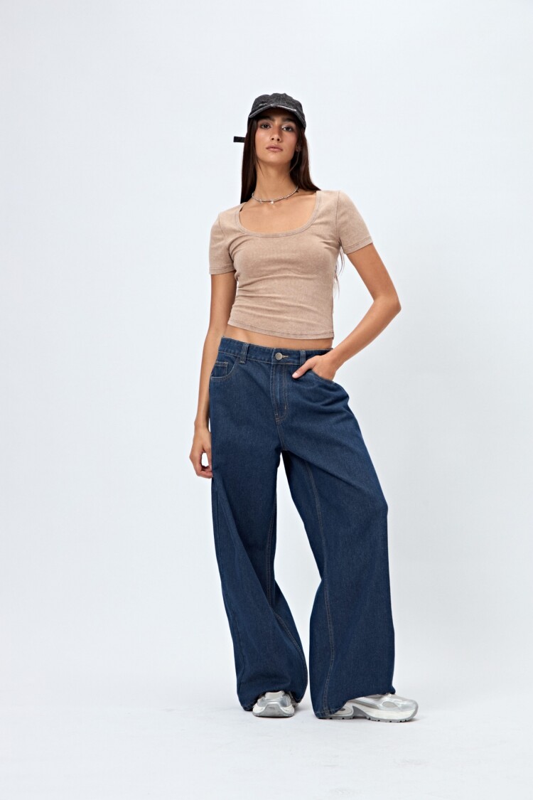 REMERA MONIMA Marron