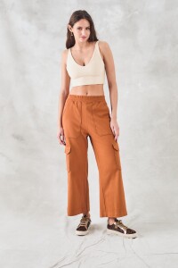 Pantalón Cargo Ocre