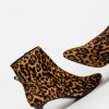 Bota Caña Baja Kyle En Pelo Animal Print