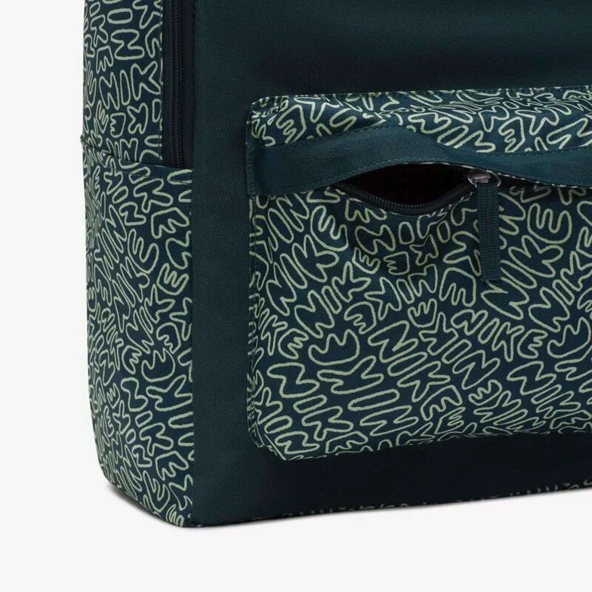 Mochila nike hotsell animal print