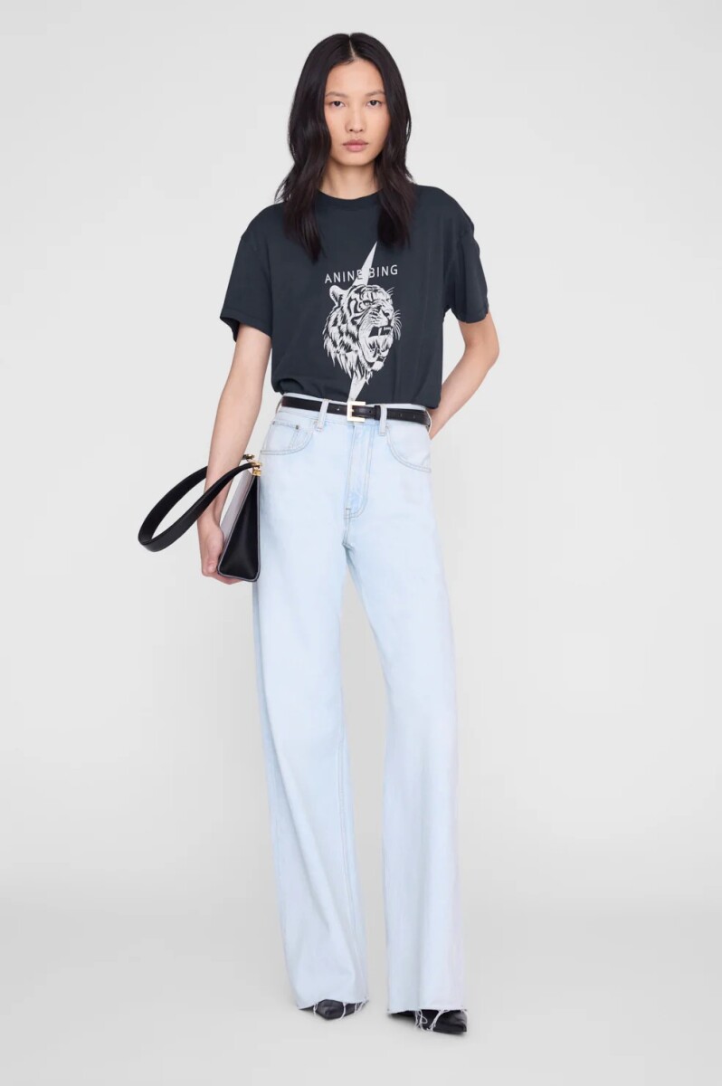 REMERA WAGNER 