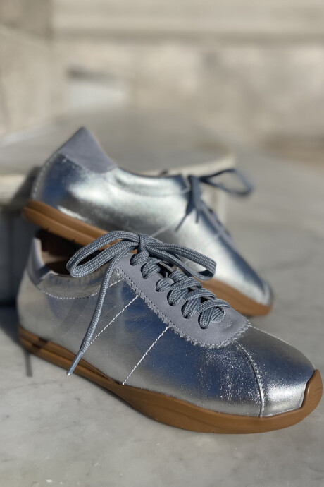 Sneaker Plata