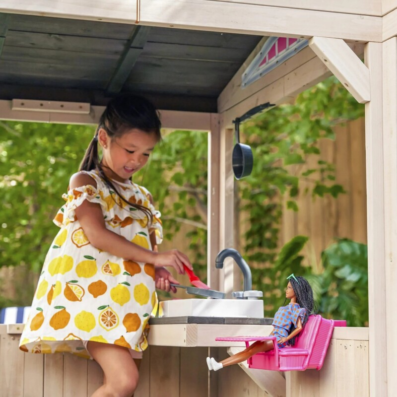 Casita de Juegos de Madera – Estilo Playa con Cocinita y Accesorios Casita de Juegos de Madera – Estilo Playa con Cocinita y Accesorios