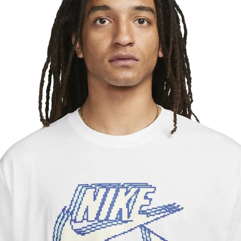 Remera Nike Futura de Hombre - FD1296-100 Blanco