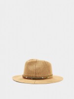 Sombrero De Punto Con Detalle De Cuentas multicolor