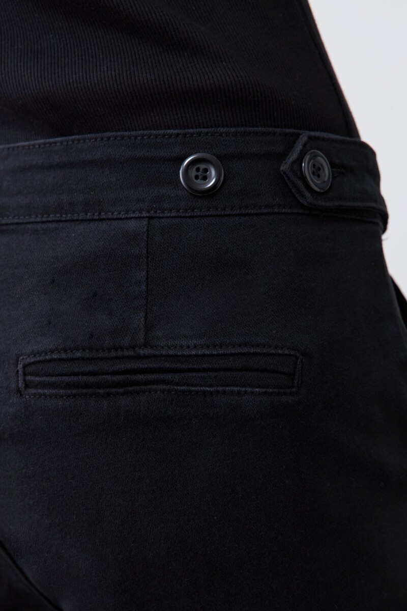 Pantalón chino negro