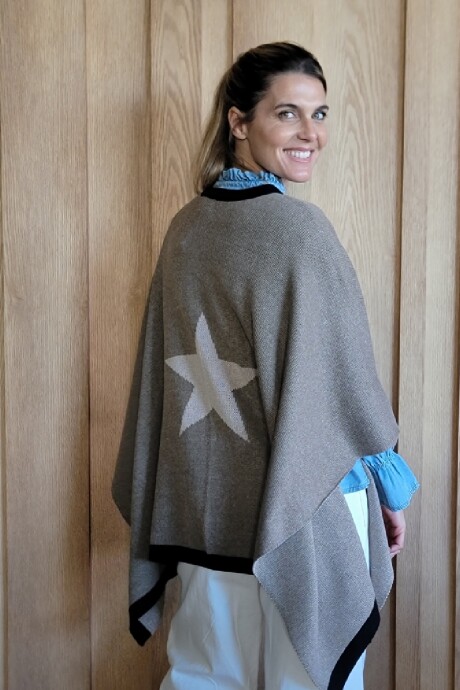 Ruana Estrella Habano