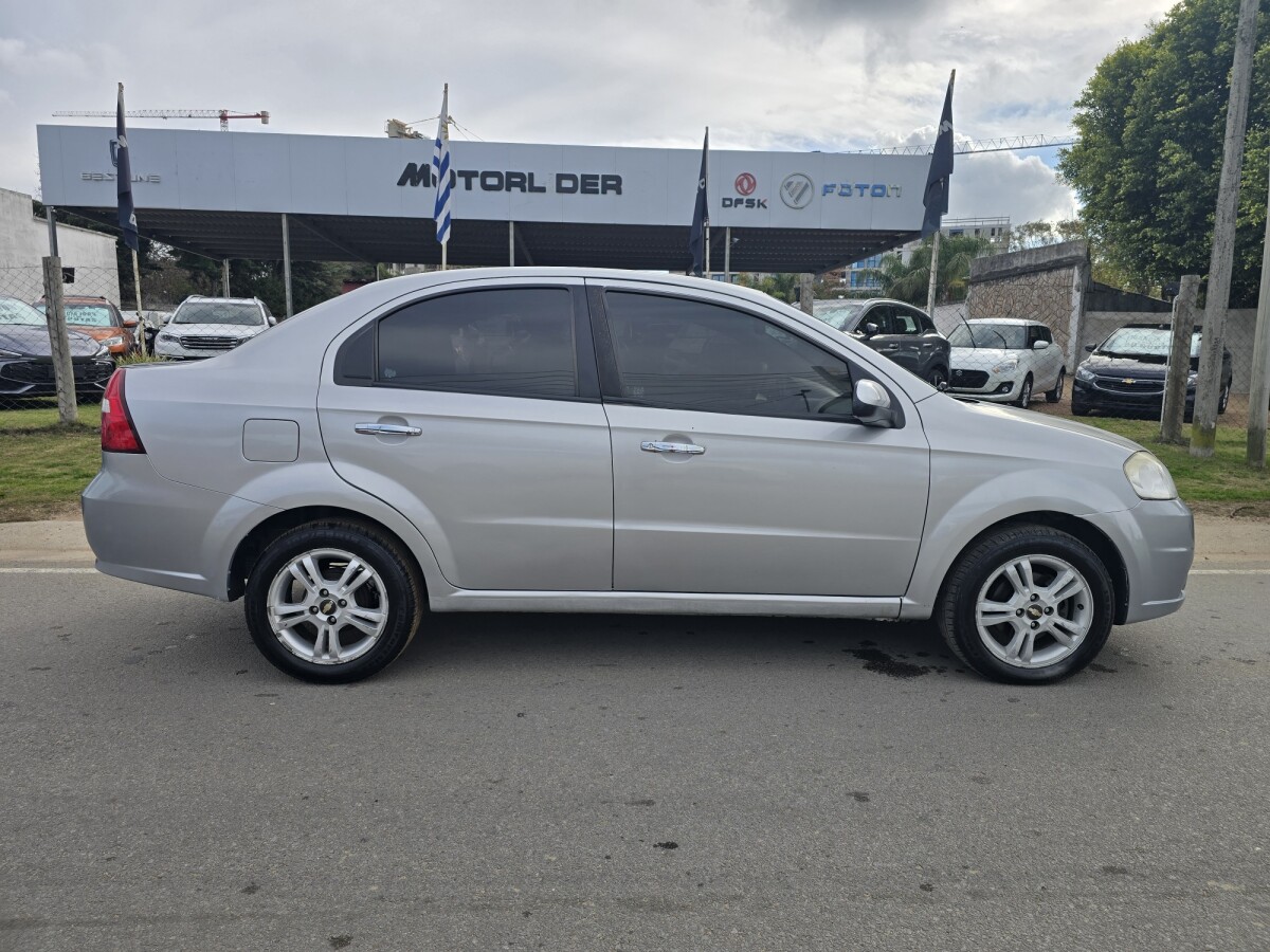Chevrolet Aveo 1.6 LT Extra Full | Permuta / Financia Chevrolet Aveo 1.6 LT Extra Full | Permuta / Financia