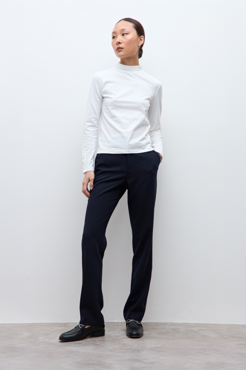 Media polera con frunces blanco