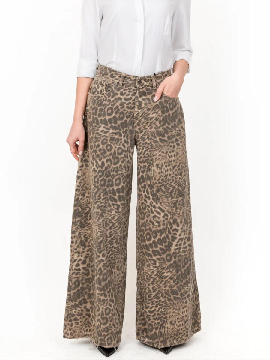 PANTALÓN 