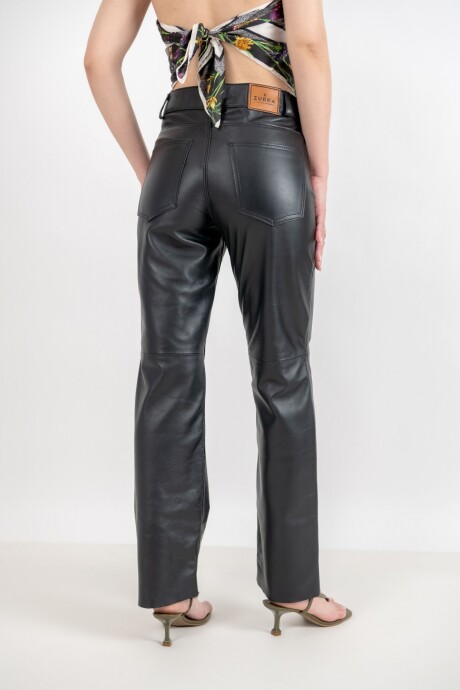 Pantalon Windy Negro