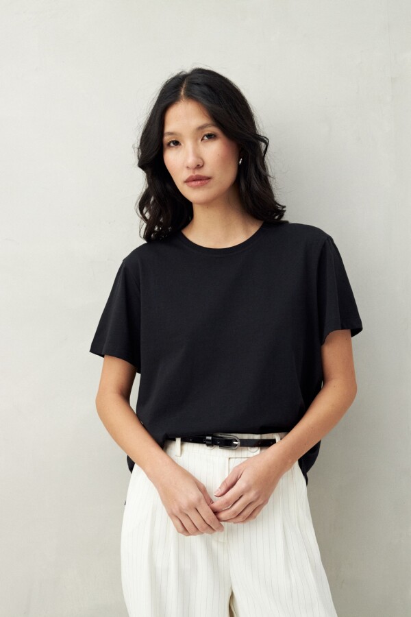 REMERA ORELIA Negro