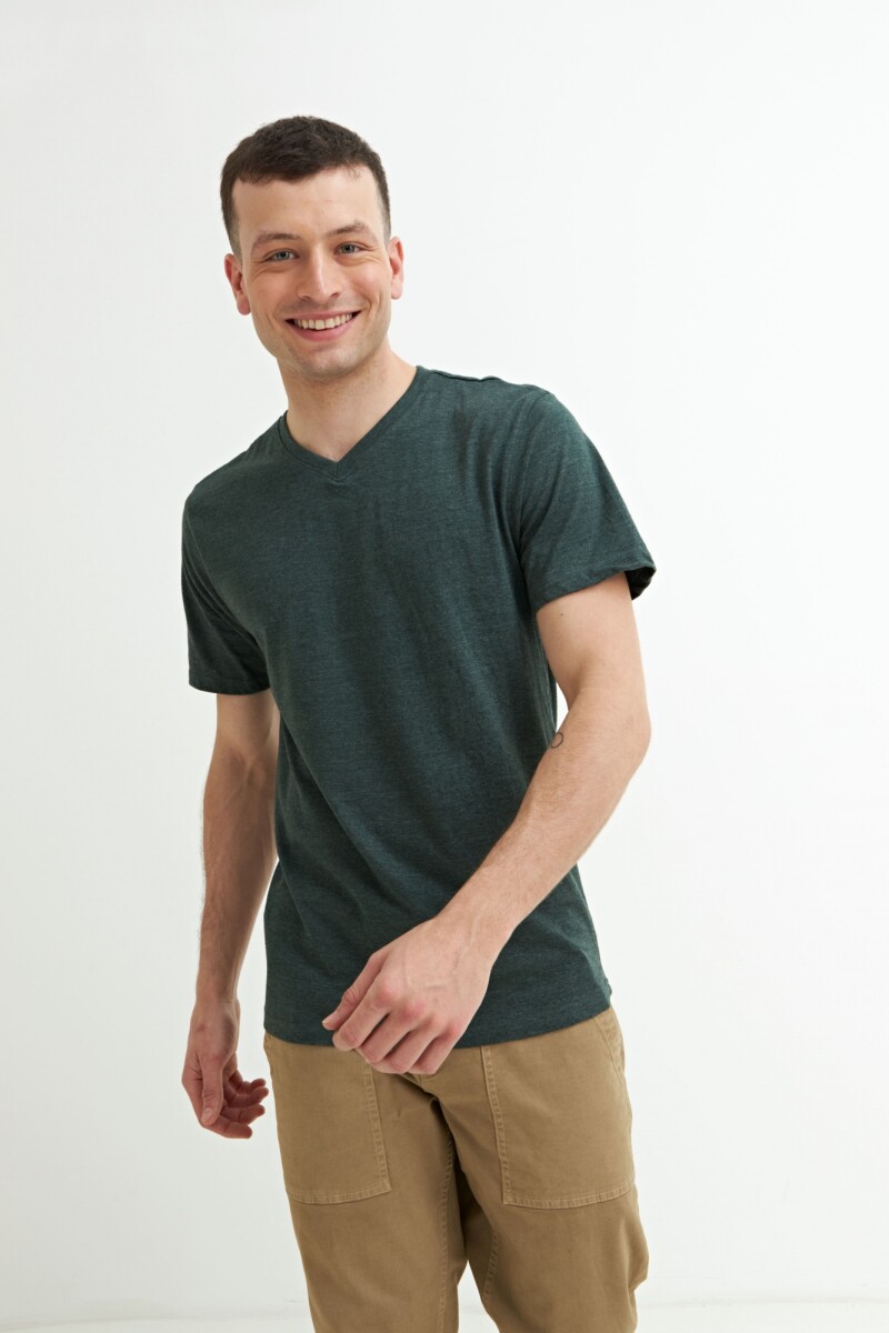 Remera escote V - Gris 