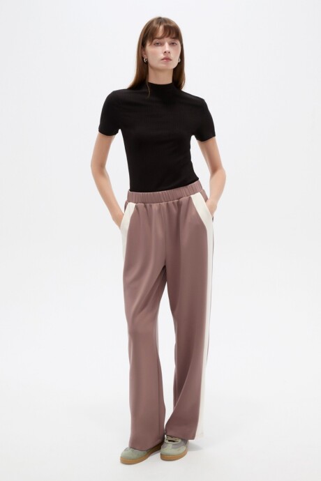 Pantalon Deportivo Rachelle Estampado 1