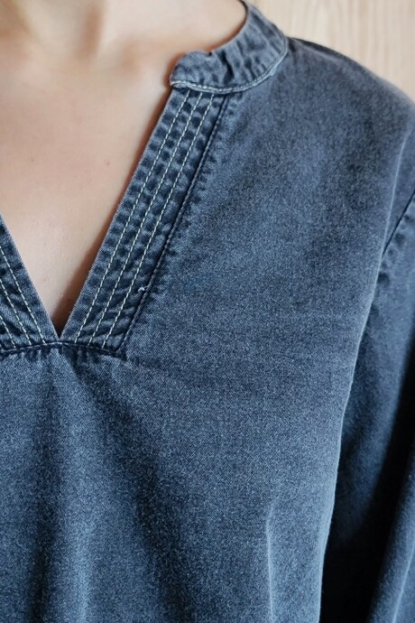 Blusa Mery Denim Negro Picado