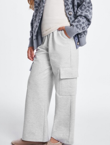 PANTALÓN INFANTIL CON CINTURA ELASTIZADA GRIS