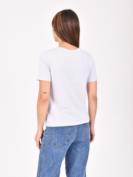 REMERA LIORA CELESTE