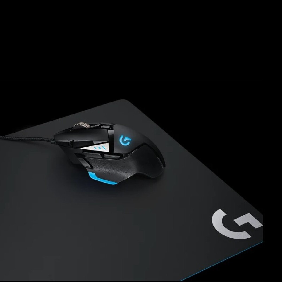 MOUSE PAD GAMER DE TELA LOGITECH G240 ULTRA FINO Negro