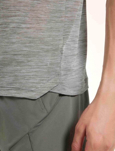 CAMISETA SPORT EASY CARE MODELO MOOVE GRIS