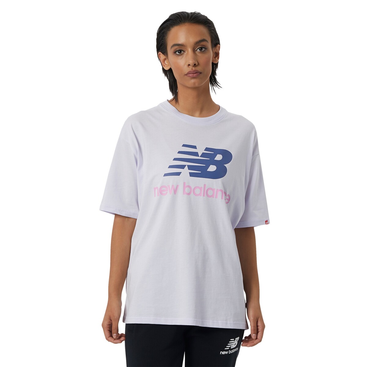 Remera New Balance de Dama ESSENTIALS - WT03519LIA - PURPLE 