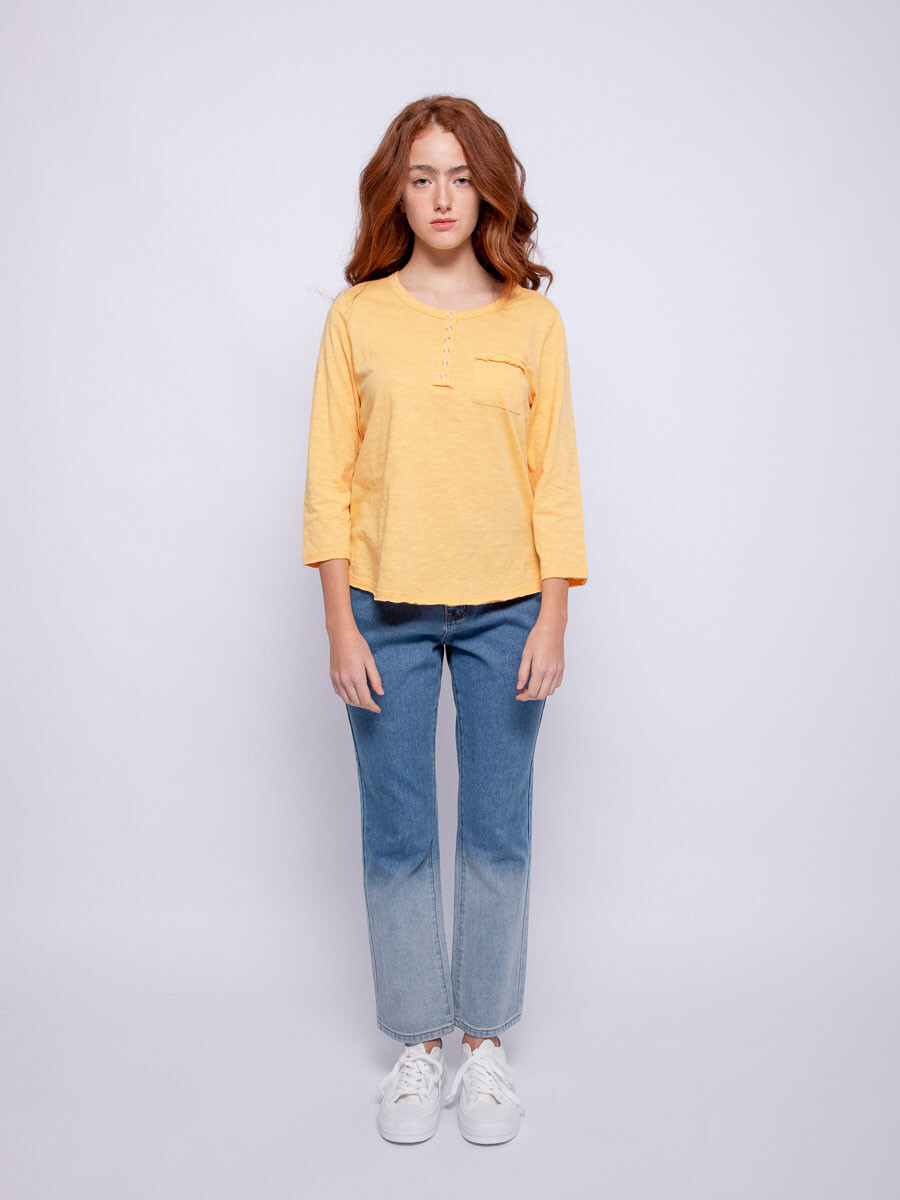 REMERA CALDAS - Ocre Oro 