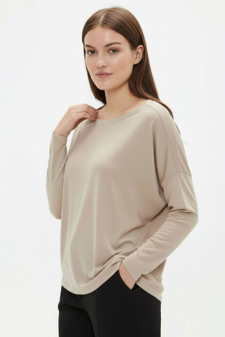 Remera Rarity Taupe Claro