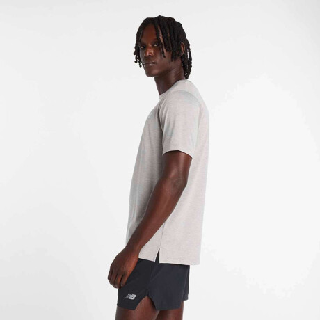 Remera Sport Essentials Utility de Hombre Gris