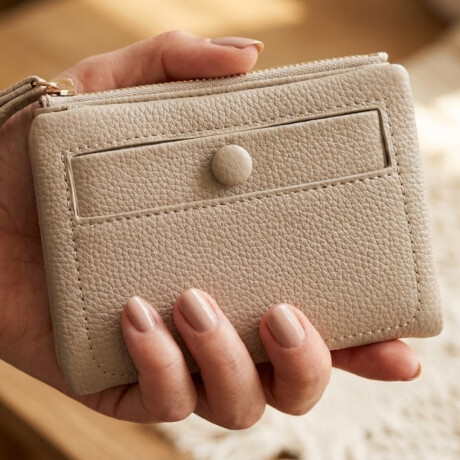 Billetera tarjetero cuerina con colgante - 11x14cm Beige