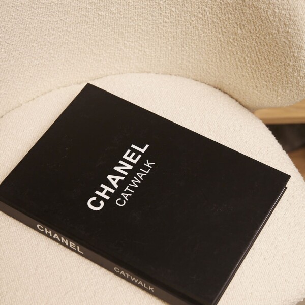 Libro Decorativo Chanel