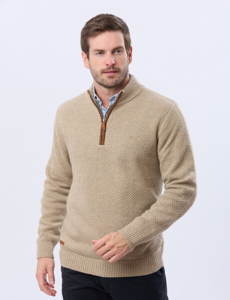 BUZO TEJIDO TEXTURADO Beige