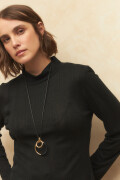 POLERA GRETA Negro