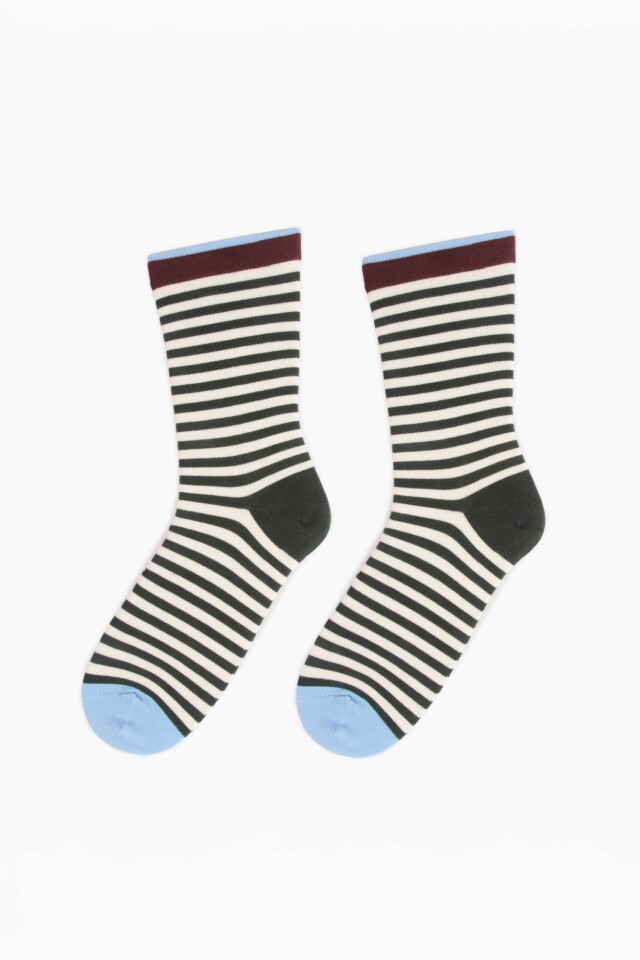 Medias rayadas verde