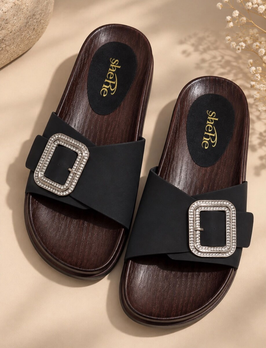 Sandalia Mia PRE VENTA - negra 