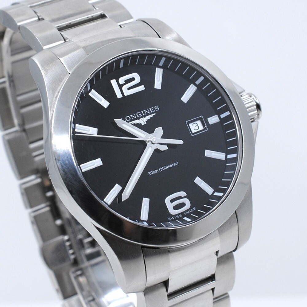 Longines Conquest esfera negra cuarzo 41 mm con caja y garantia Longines Conquest esfera negra cuarzo 41 mm con caja y garantia