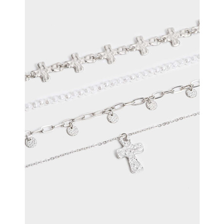 Collar Corto Con Cruz Plateado