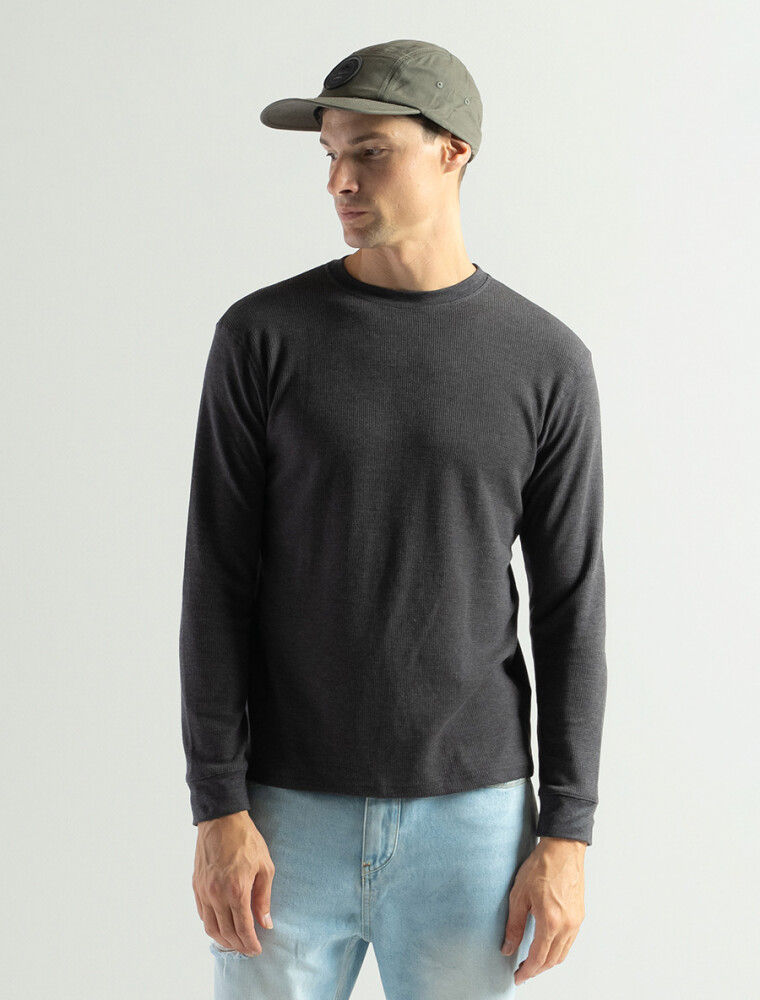 Remera Termal Gris Oscuro