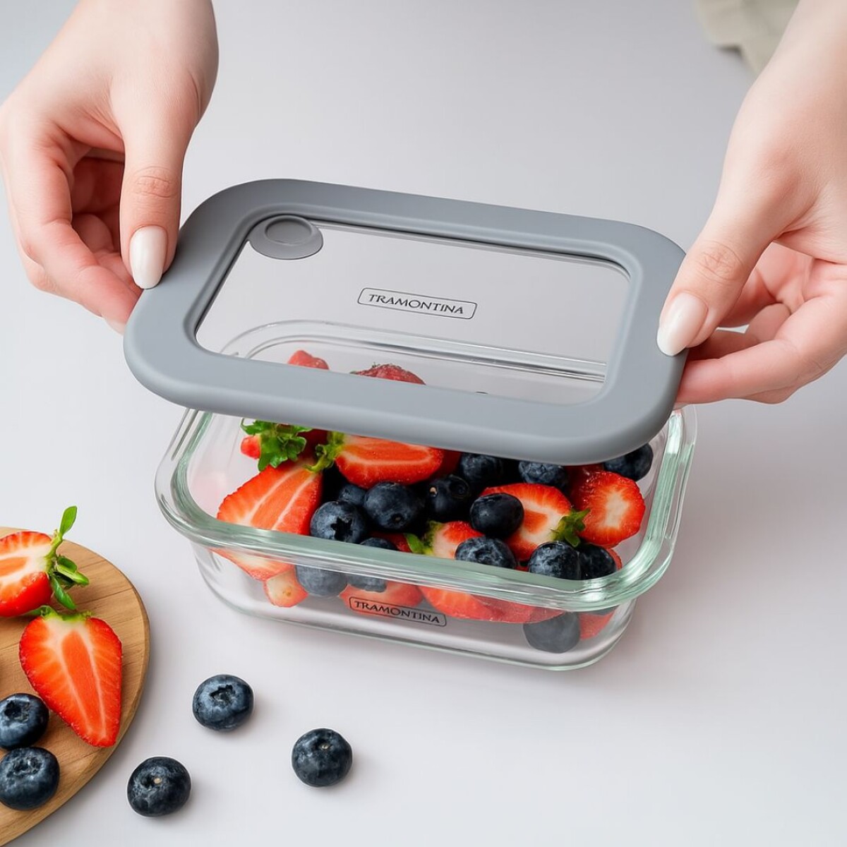 VIANDA DE VIDRIO 370ML CON TAPA HERMETICA TRAMONTINA 