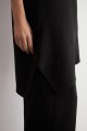Top asimetrico negro