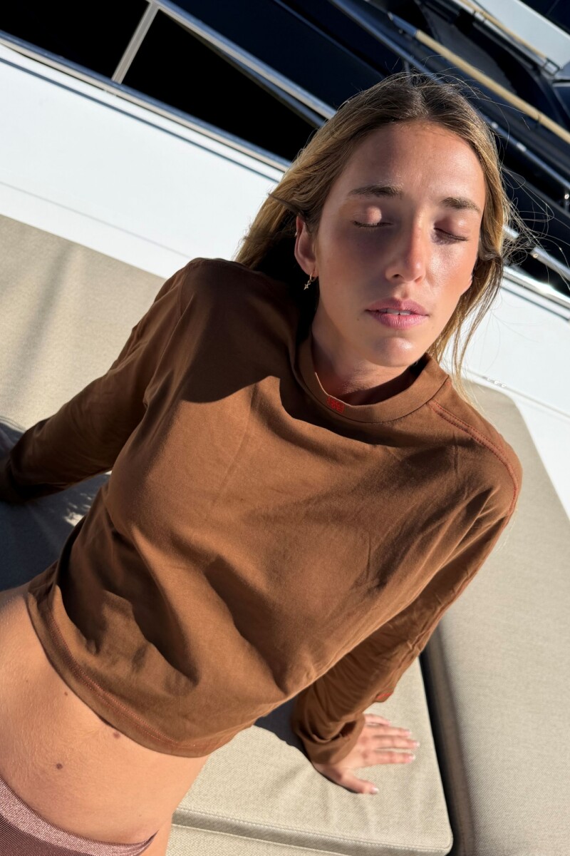 Remera NewPatch Marron