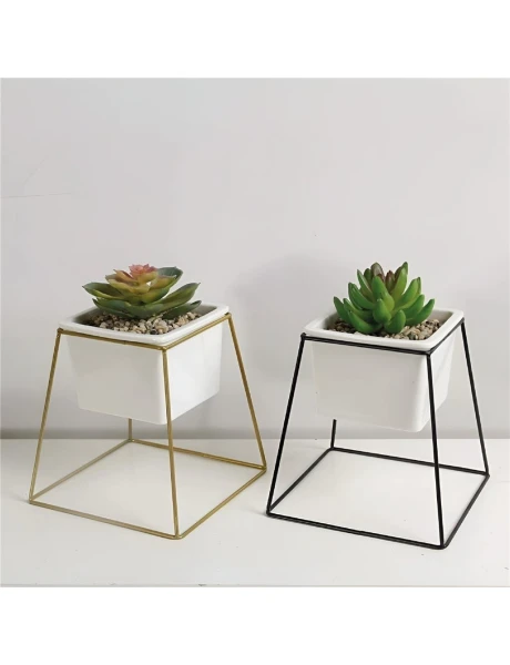 MACETA CERAMICA CUAD. 11x11x16CM BLANCO/NEGRO MACETA CERAMICA CUAD. 11x11x16CM BLANCO/NEGRO