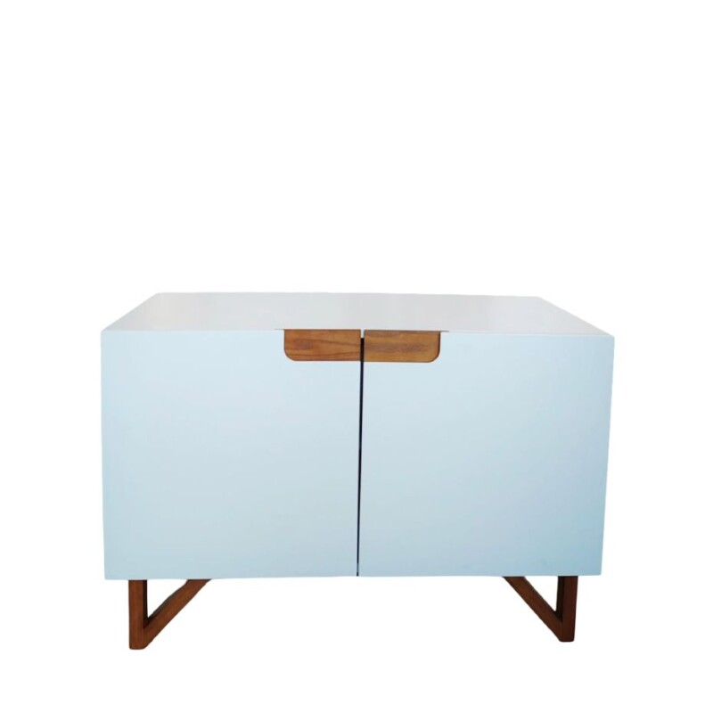 MUEBLE VAJILLERO 2 PUERTAS - LACA OFF WHITE - DETALLES MADERA CLARA MUEBLE VAJILLERO 2 PUERTAS - LACA OFF WHITE - DETALLES MADERA CLARA