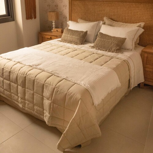 Acolchado mas Fundas 2 Plazas - Basic 200 Hilos Beige
