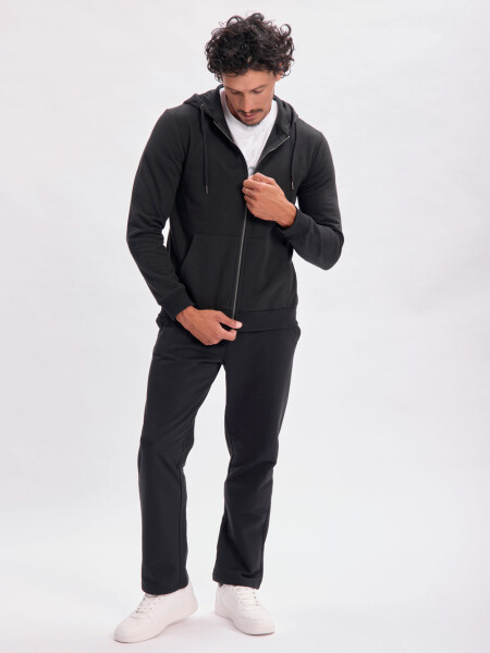 Campera deportiva Negra