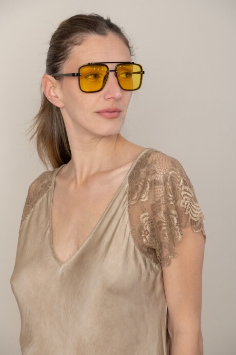 BLUSA NASHIRA Camel