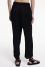 PANTALÓN CROPPED Negro