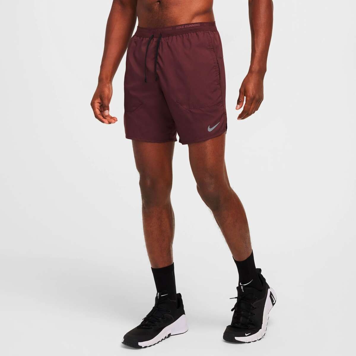 Short Nike Dri-Fit Stride 7'' de Hombre - Rojo 