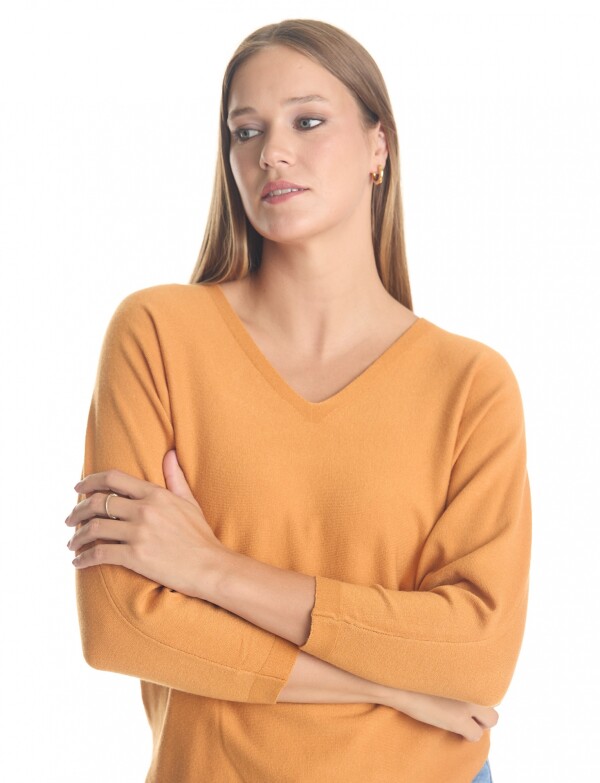 Buzo Dolman Escote V MOSTAZA