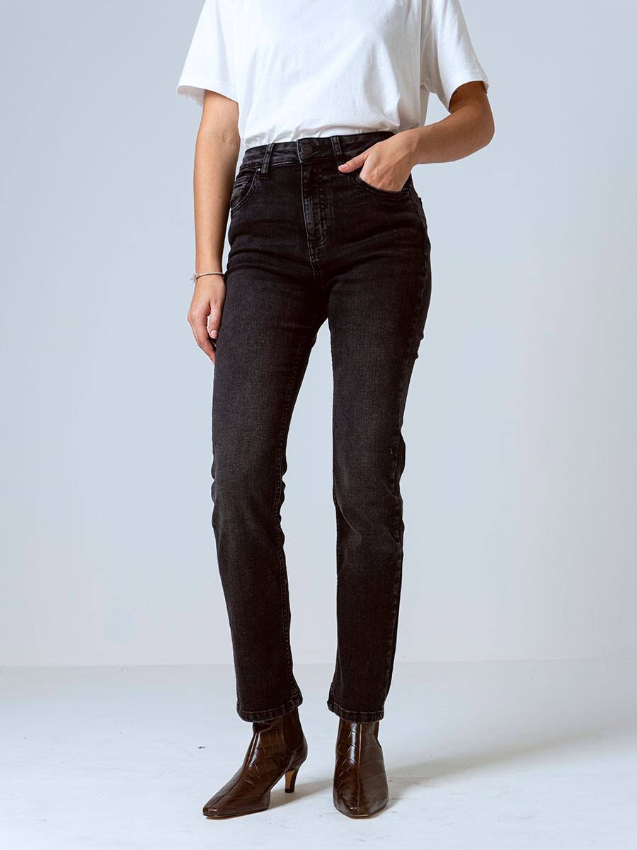 SKINNY SOURI 