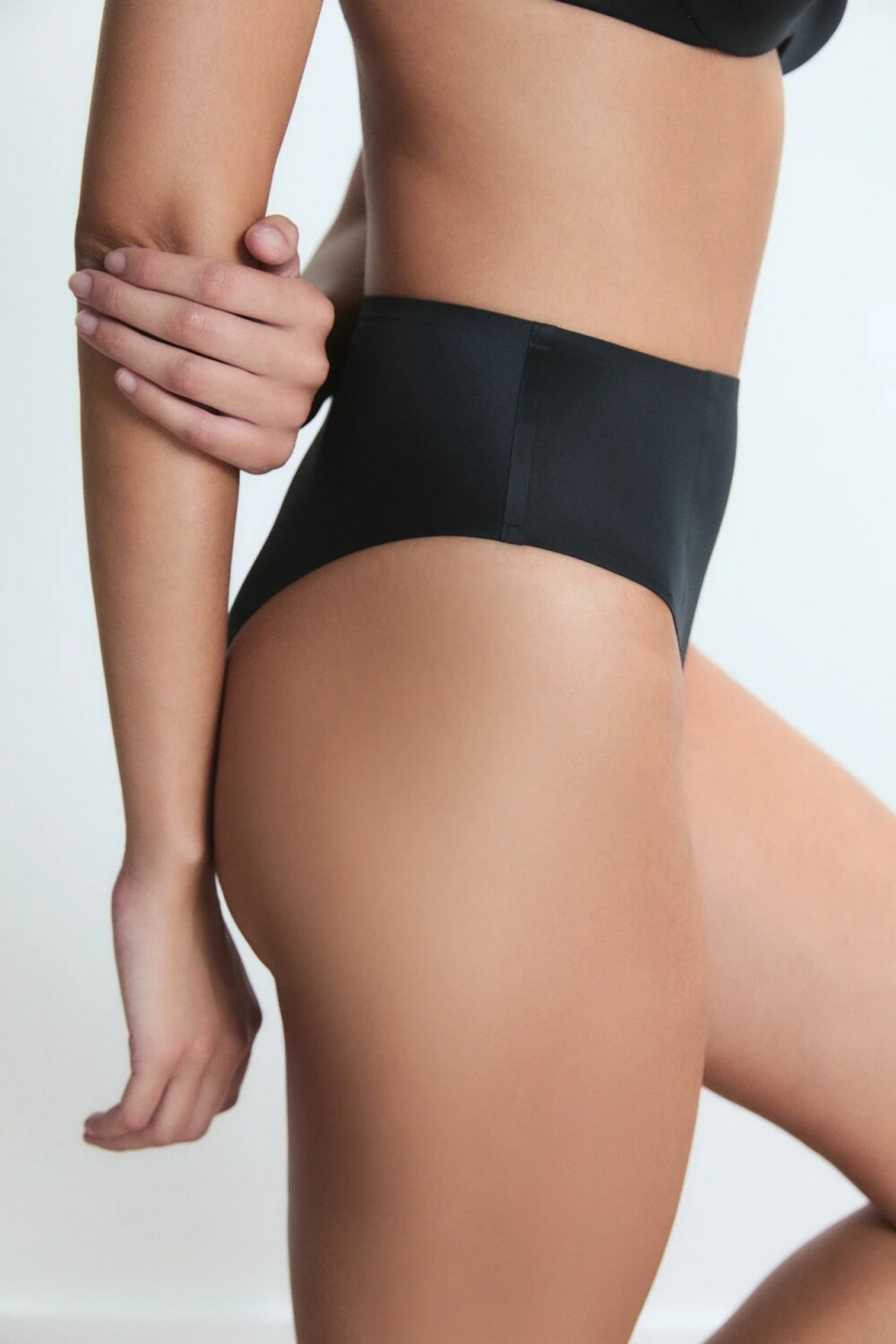 VEDETINA ALTA TIMELESS Negro