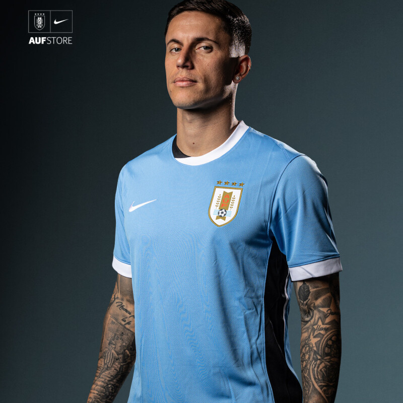 Camiseta Titular Uruguay Nike Stadium 2025 – Hombre Camiseta Titular Uruguay Nike Stadium 2025 – Hombre